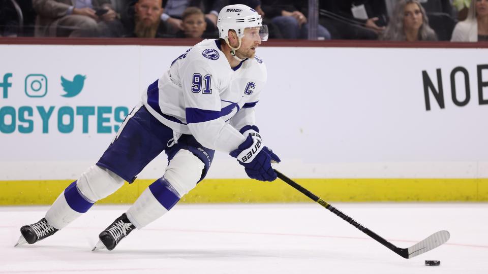 The Lightning and Steven Stamkos may belong together, but it won't be easy to get an extension done. (Christian Petersen/Getty Images)