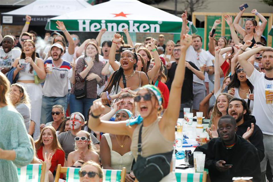 heineken football women sport 12th women media euros final winner championship beth mead UEFA 