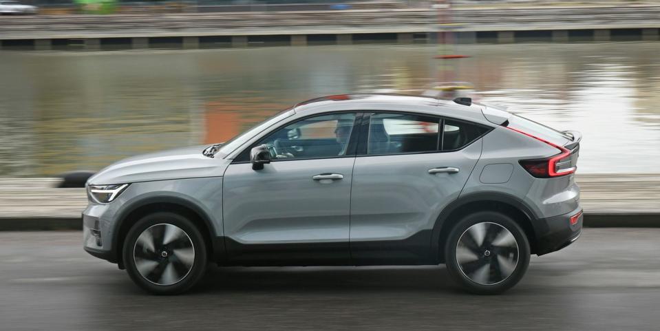 2024 volvo c40 recharge