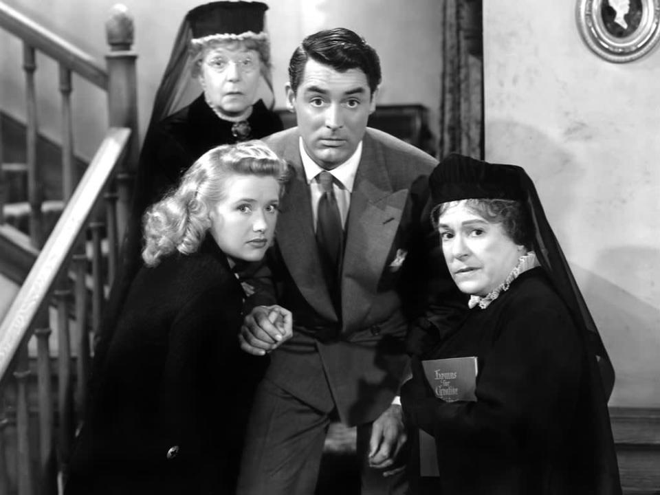 <a href="http://movies.yahoo.com/movie/arsenic-and-old-lace/" data-ylk="slk:ARSENIC AND OLD LACE;elm:context_link;itc:0;sec:content-canvas" class="link ">ARSENIC AND OLD LACE</a> (1944) <br>Directed by: Frank Capra <br>Starring: Cary Grant and Priscilla Lane<br>