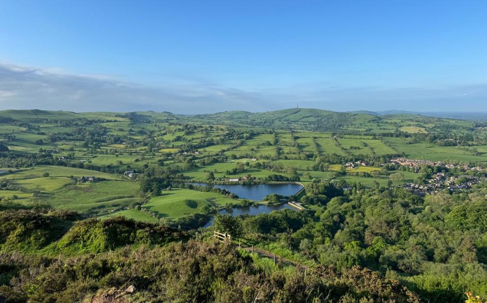 The town is located on the edge of the Peak District