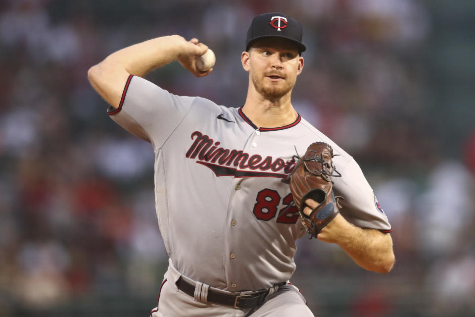 BOSTON, MASSACHUSETTS - AUGUST 25:  Bailey Ober #82 of the Minnesota Twins pitches in the first inning of a game against the Boston Red Sox at Fenway Park on August 25, 2021 in Boston, Massachusetts.  (Photo by Adam Glanzman/Getty Images)