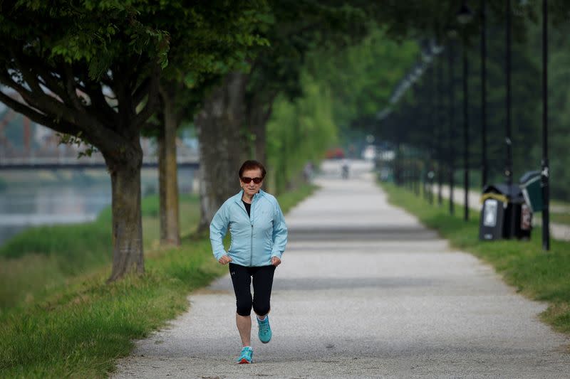 Italian ninety-year-old runner Emma Maria Mazzenga runs for world record