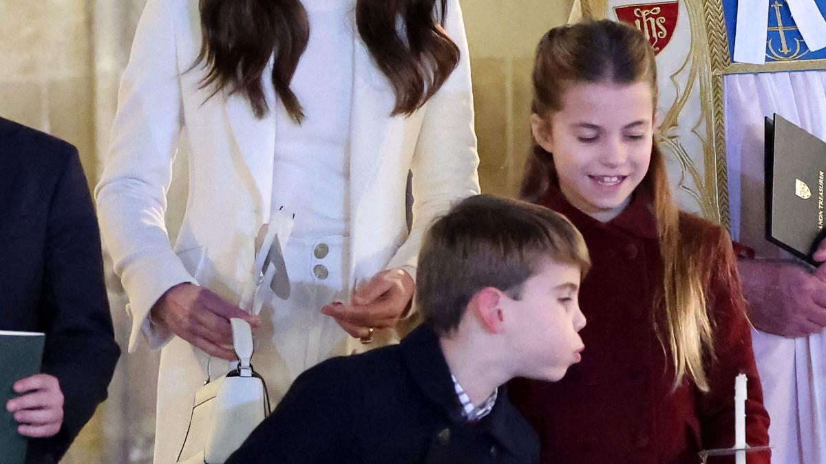 Cada foto adorável de crianças galesas no culto de Natal da Princesa Kate