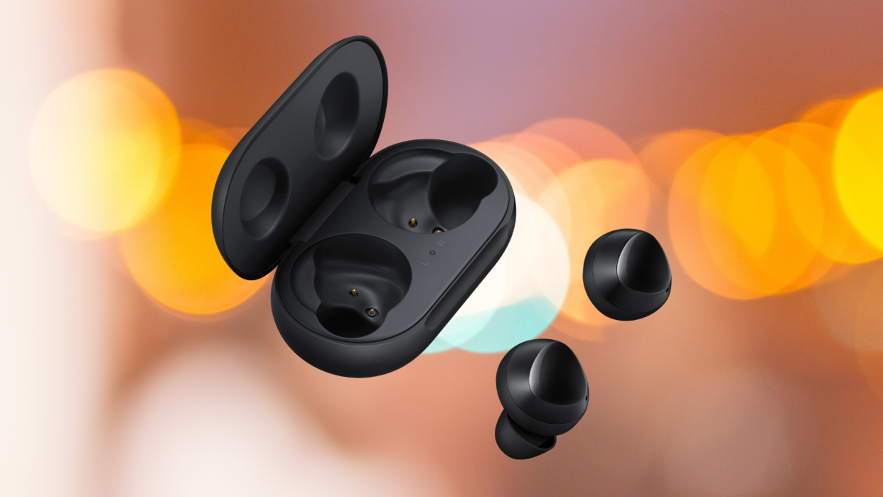 Save 38 percent on these Samsung Galaxy Buds earbuds. (Photo: Amazon)