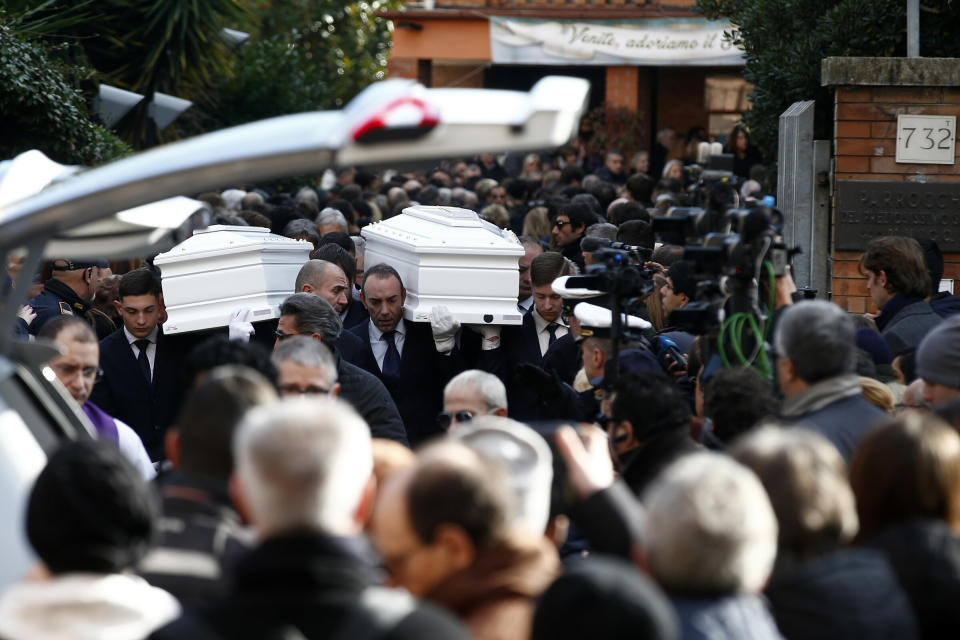 Roma, i funerali di Gaia e Camilla (Foto Vincenzo Livieri - LaPresse)