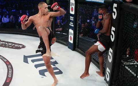 Raymond Daniels pulls off spectacular KO finish  - Credit: Lee Hamilton-Cooper&nbsp;/Bellator