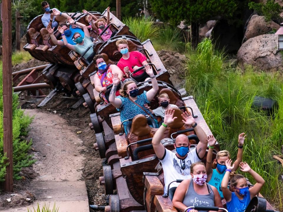 disney world face masks