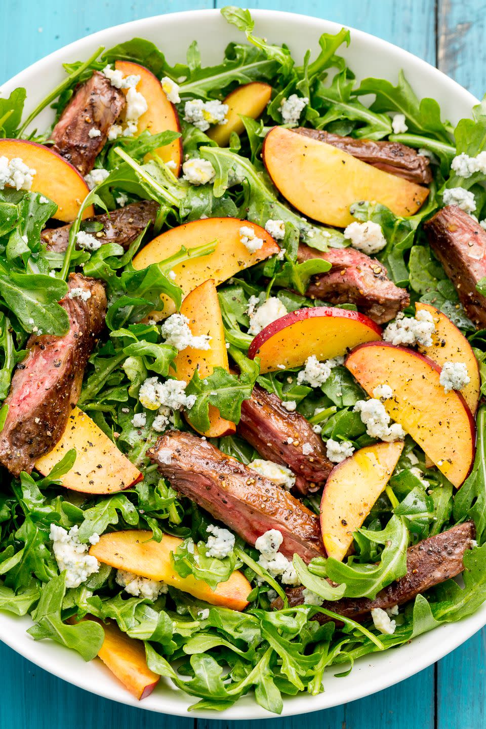 Grilled Balsamic Steak Salad With Peaches