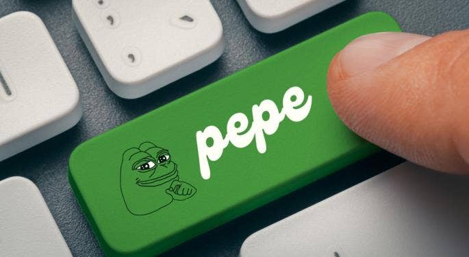 Analista prevé avance de Pepe Coin y Solana en el mercado cripto