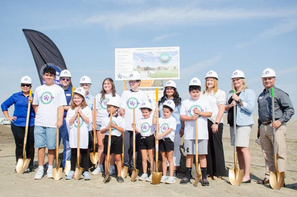 The Pasco School District broke ground Thursday at the future site of the district’s third high school, which will open Fall 2025. The 300,000-square-foot facility at Road 60 and Burns Road will serve 2,000 students living in Northwest Pasco neighborhoods. Voters approved a 21-year, $195.5 million bond measure earlier this year for the school and several other projects.