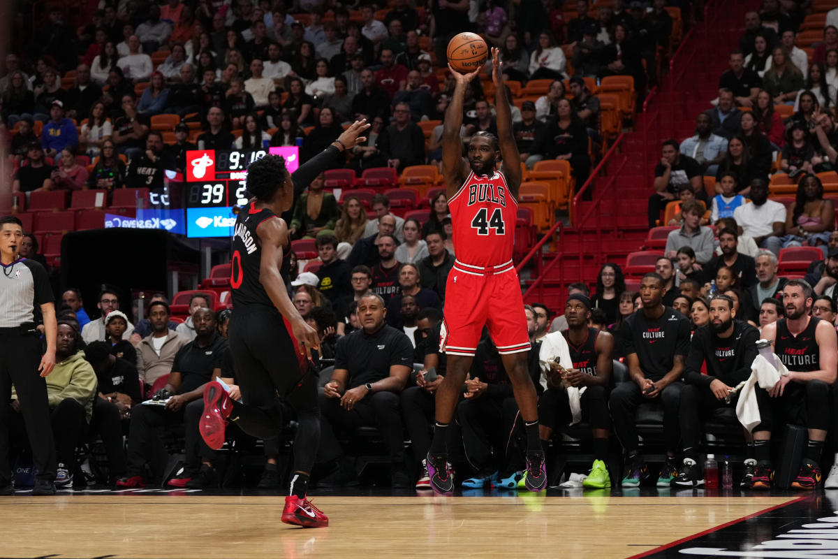 Jimmy Butler’s buzzer beater leads Heat to victory over Bulls