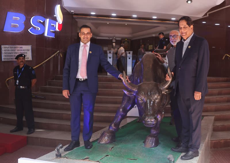 President and CEO of Jio Financial Services Limited Hitesh Sethia, Chairman Bombay Stock Exchange, Subhash S Mundra and Independent Director and Non-Executive Chairman, Jio Financial Services Limited, KV Kamath pose for a picture at BSE, in Mumbai