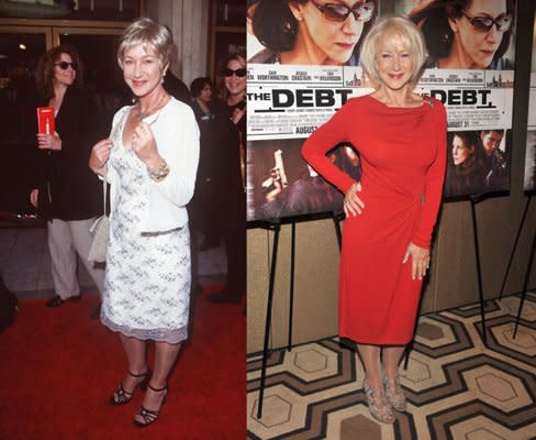 Helen Mirren, photographiée en 1998 et 2012<br> Il n'y a rien de mal à porter une robe à fleurs et un cardigan en soie. Mais ce changement de style est comme une renaissance pour Hellen qui se sent vraiment sexy à nouveau. (Getty Images)