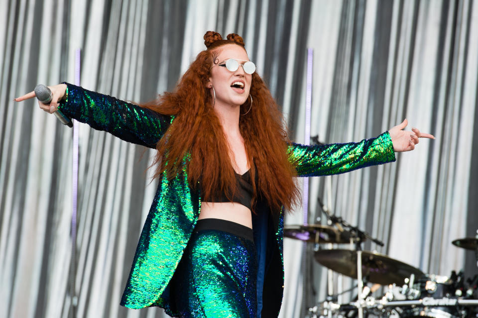 Jess Glynne performed on The Pyramid Stage at Glastonbury in 2016. (Getty)