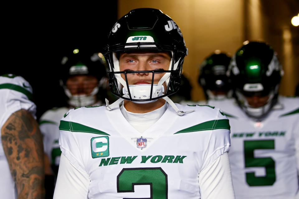 FOXBOROUGH, MASSACHUSETTS - NOVEMBER 20: Zach Wilson #2 of the New York Jets looks on prior to a game against the New England Patriots at Gillette Stadium on November 20, 2022 in Foxborough, Massachusetts. (Photo by Adam Glanzman/Getty Images)