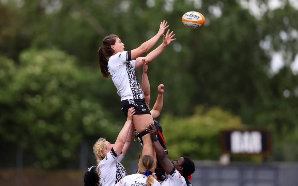 Abbie Ward wins a line-out