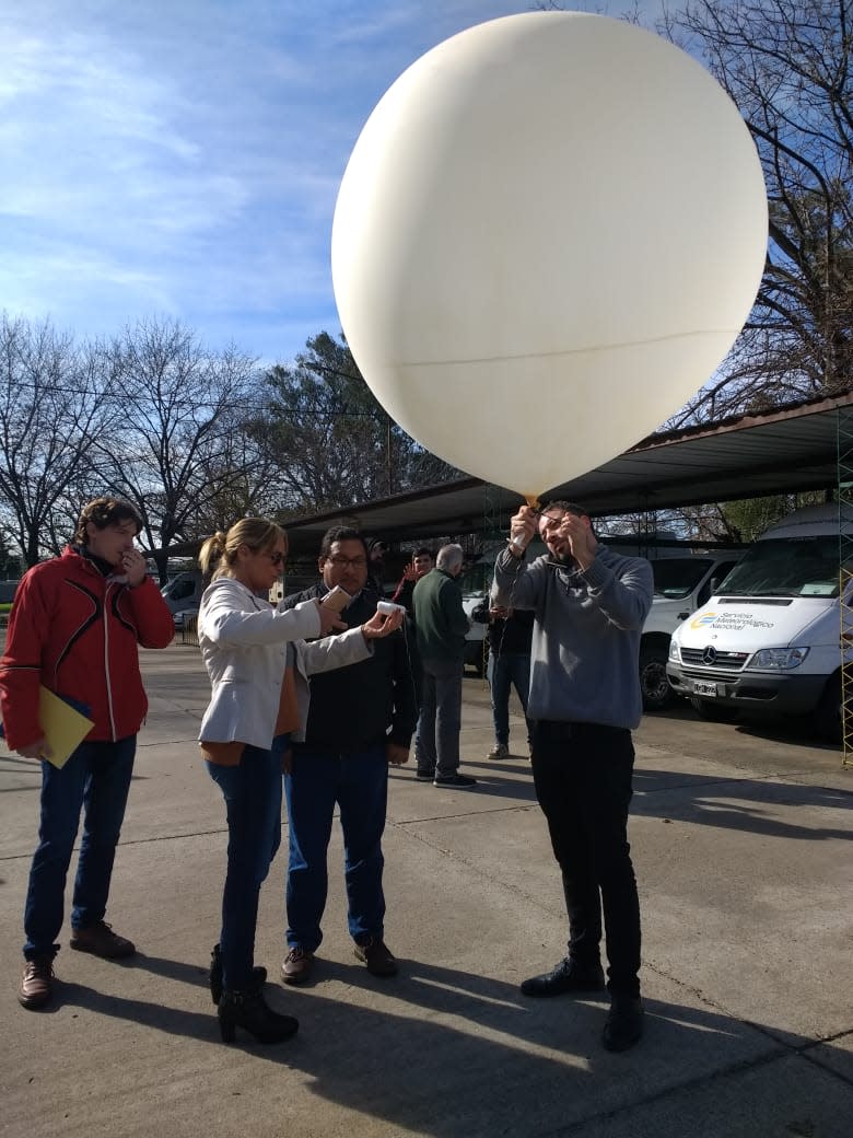 Lanzamiento de un globo sonda