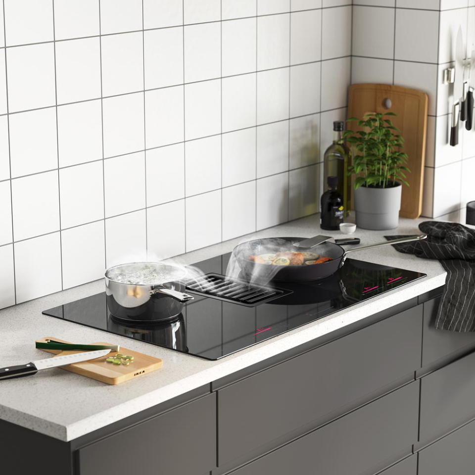 Choose a combined extractor induction hob