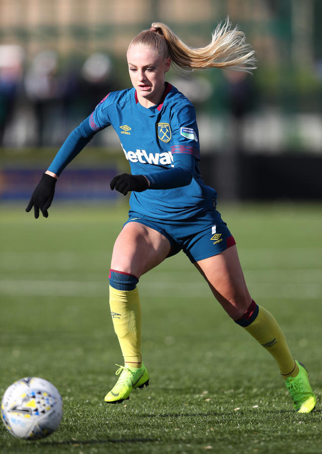 Alisha Lehmann is the most influential female soccer star. How