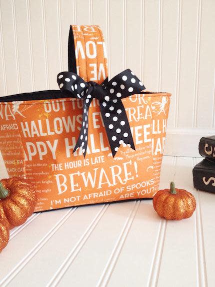 Etsyhalloweenbasket