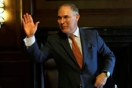 Environmental Protection Agency Administrator Scott Pruitt waves after an interview for Reuters at his office in Washington, U.S., July 10, 2017. REUTERS/Yuri Gripas