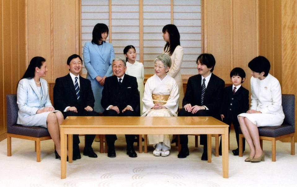 Japan Imperial Family Annual Official Photo Session For The New Year 2011