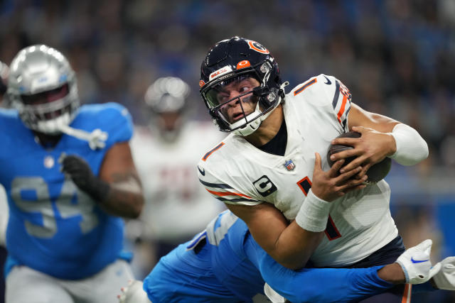 Detroit Lions defeated by Bears in Chicago