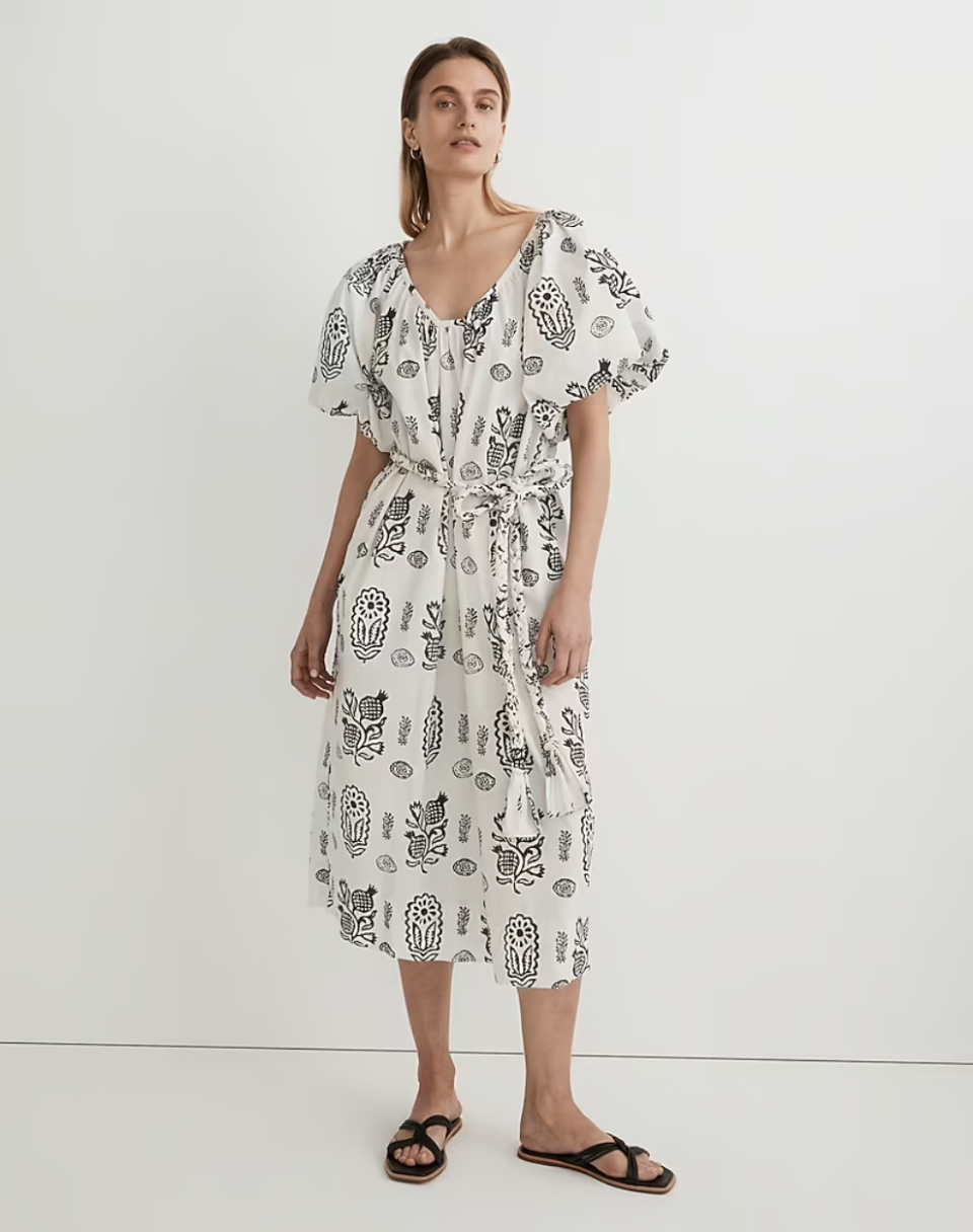 <p><a href="https://go.redirectingat.com?id=74968X1596630&url=https%3A%2F%2Fwww.madewell.com%2Frhode-augustina-midi-dress-NN079.html&sref=https%3A%2F%2Fwww.thepioneerwoman.com%2Ffashion-style%2Fg43784146%2Fbest-sundresses%2F" rel="nofollow noopener" target="_blank" data-ylk="slk:Shop Now;elm:context_link;itc:0;sec:content-canvas" class="link ">Shop Now</a></p><p>Rhode Augustina Midi Dress</p><p>$435.00</p><p>madewell.com</p><span class="copyright">Madewell</span>