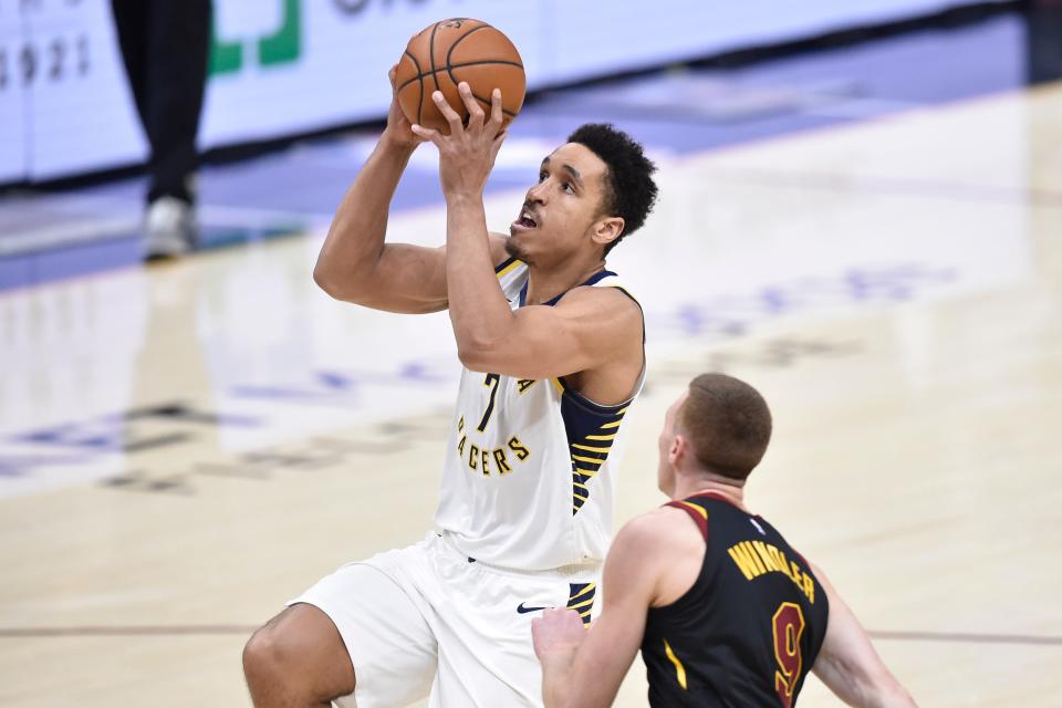 Indiana Pacers guard Malcolm Brogdon (7)