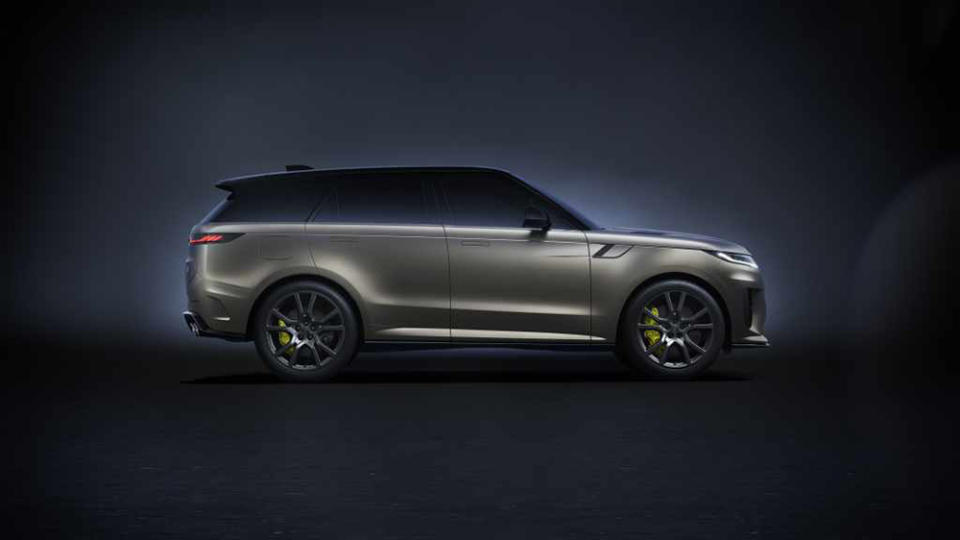 The 2024 Range Rover Sport SV from the side