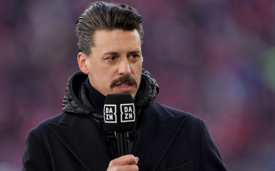 Wie "Bild" berichtet, soll Sandro Wagner DAZN den Rücken kehren. Seine neue - und ab dann einzige - Heimat als Fußballexperte sei das ZDF. (Bild: 2023 Getty Images/Alexander Hassenstein)