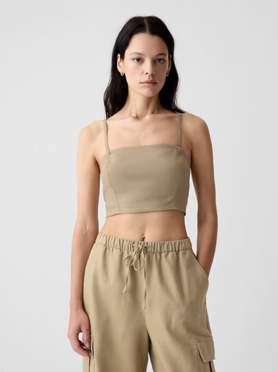 khaki gap linen crop top with matching drawstring bottoms