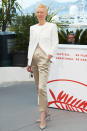 Wearing a two-tone trouser suit. <em>[Photo: Getty]</em>