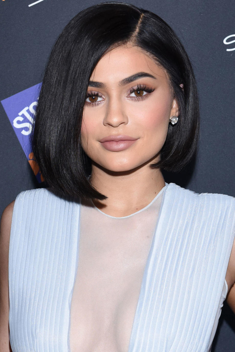 11) Asymmetrical Bob