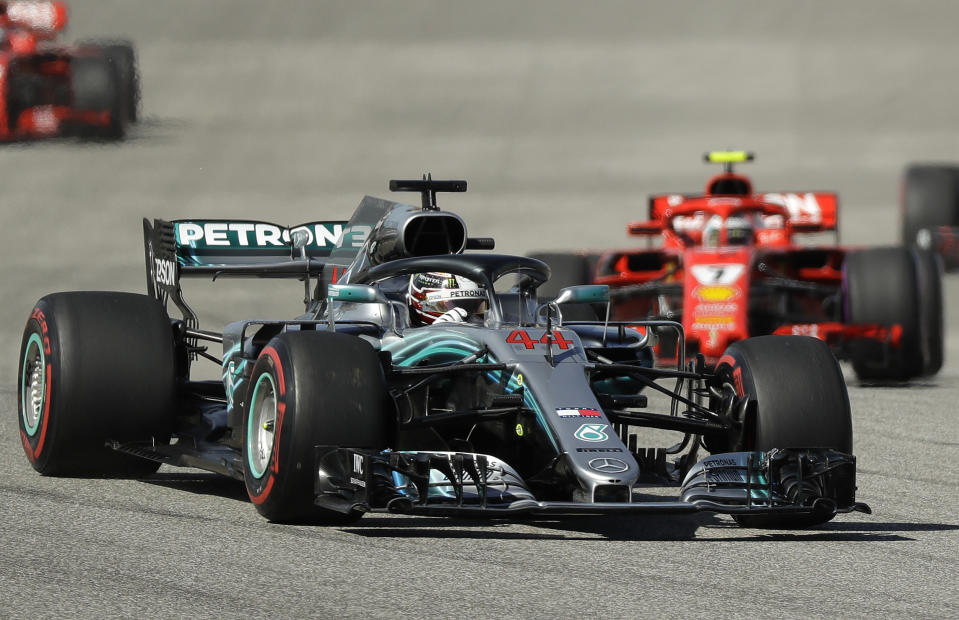 Mercedes driver Lewis Hamilton, of Britain, drives his car during the Formula One U.S. Grand Prix auto race at the Circuit of the Americas, Sunday, Oct. 21, 2018, in Austin, Texas. (AP Photo/Eric Gay)