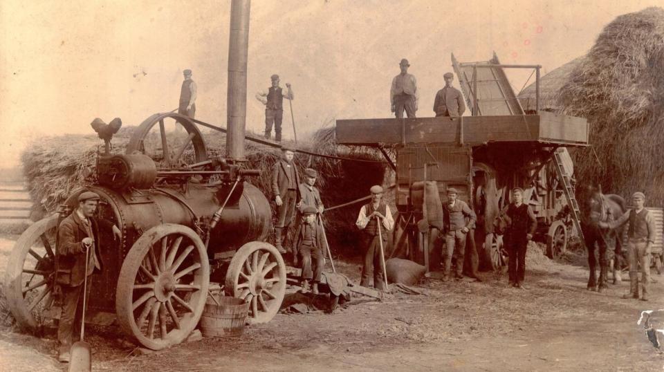 Farm workers in East Riding, early 20th century