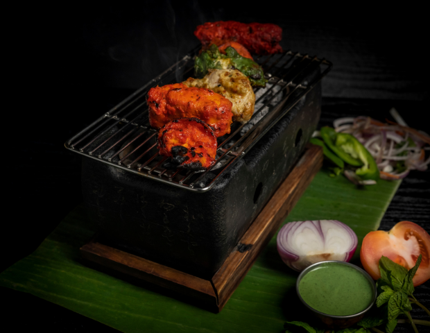 Indian in Little India - Banana Leaf Apolo Tandoori Platter