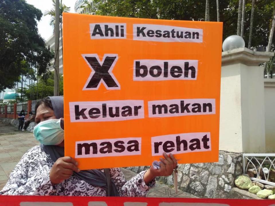 Five officials from the National Union of Workers in Hospital Support and Allied Services' (NUWHSAS) were arrested by police after picketing outside Hospital Raja Permaisuri Bainun in Ipoh June 2, 2020. — Picture courtesy of Parti Sosialis Malaysia