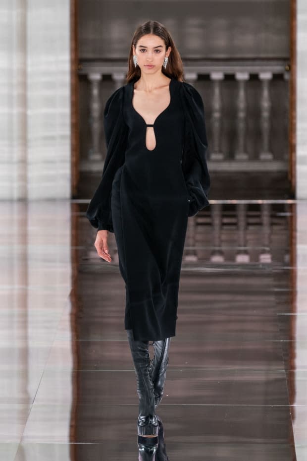 <p>A look from the Victoria Beckham Fall 2020 collection. Photo: Imaxtree</p>