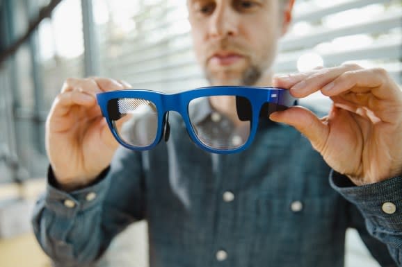 A reflective waveguide prototype designed by Lumus.