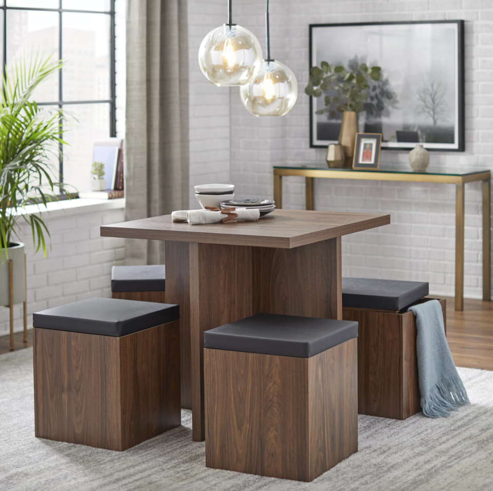 10) Badillo Dining Set