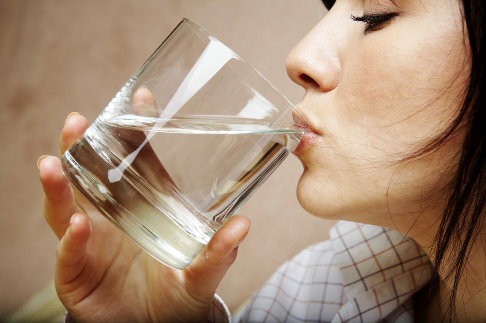 <div class="caption-credit"> Photo by: getty</div><b>6:55 to 8:55 AM: Drink up.</b> <br> Before every meal, drink two 8-ounce glasses of water. Research shows that people who drank this amount lost 5 pounds more than nonguzzlers.