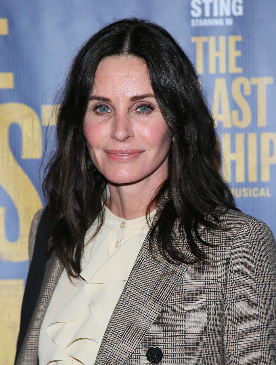 Courteney Cox poses at the opening night of "The Last Ship" on January 22, 2020