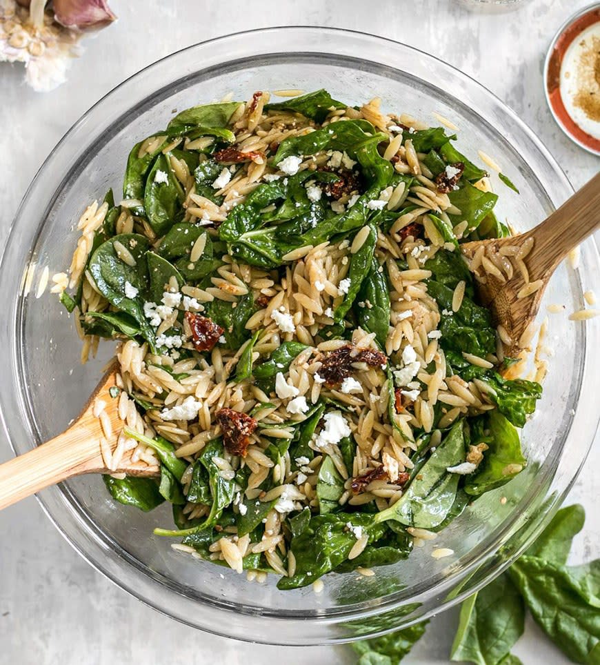 Spinach and Orzo Salad With Balsamic Vinaigrette from Budget Bytes