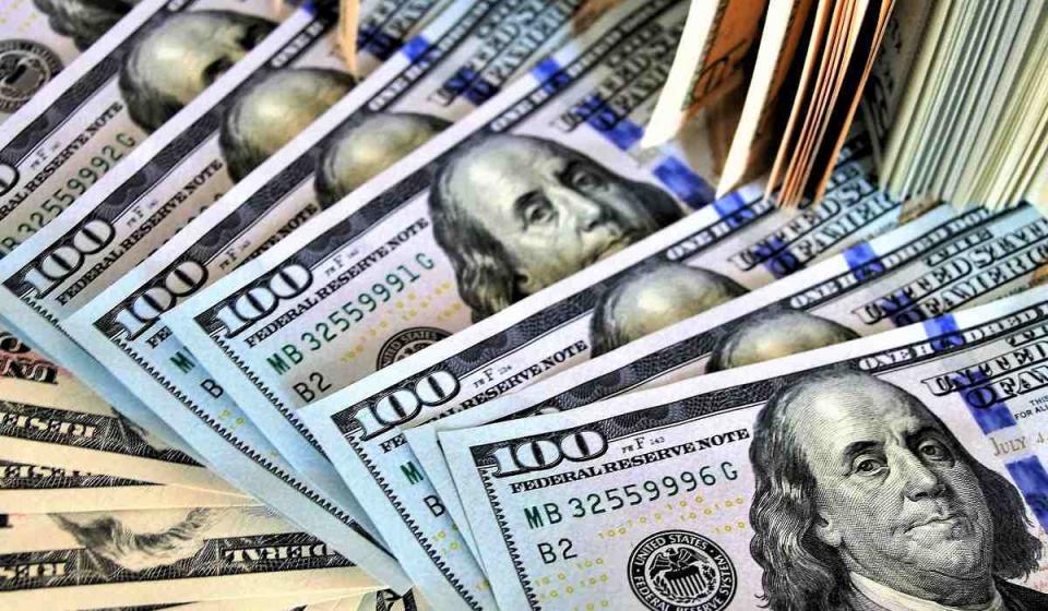 Precio del dólar en casas de cambio este lunes. Foto: Imagen de Julita en Pixabay