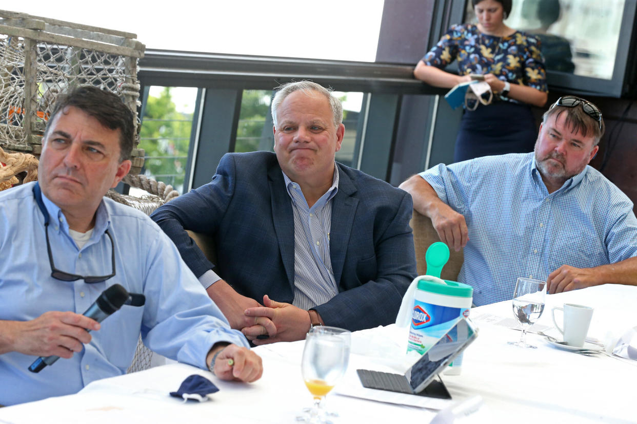 Here's Interior Secretary David Bernhardt in a July 21, 2020, meeting in Boston, also not wearing a mask. (Photo: MediaNews Group/Boston Herald via Getty Images via Getty Images)