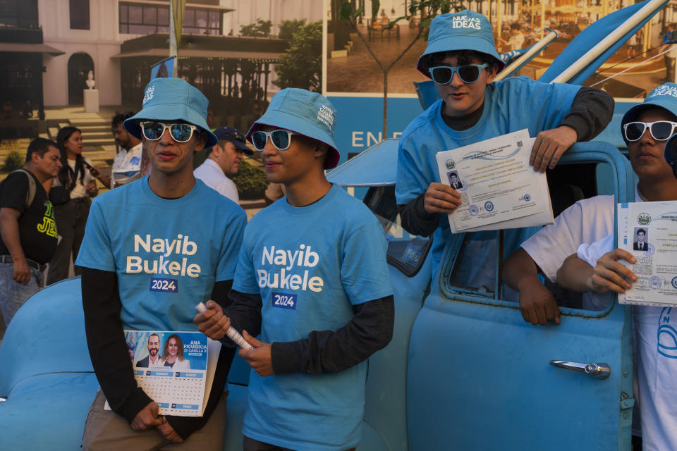 Supporters of El Salvador's President Nayib Bukele campaign for his re-election in San Salvador, El Salvador, Wednesday, Jan. 31, 2024. El Salvador will hold a presidential election on Feb. 4. (AP Photo/Moises Castillo)