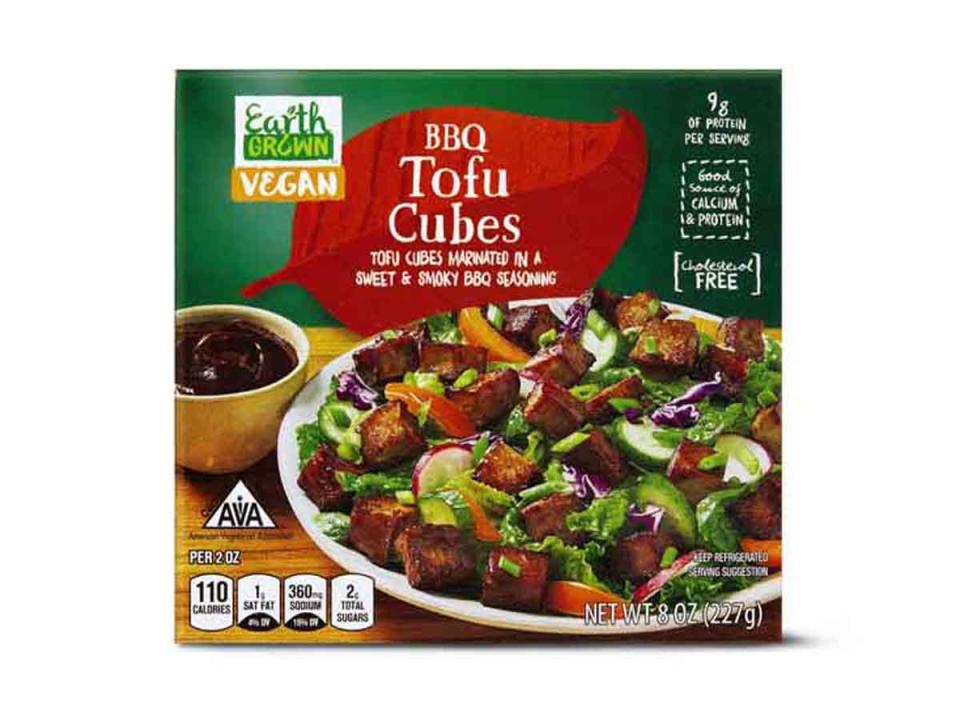 Aldi BBQ tofu cubes in green and red box