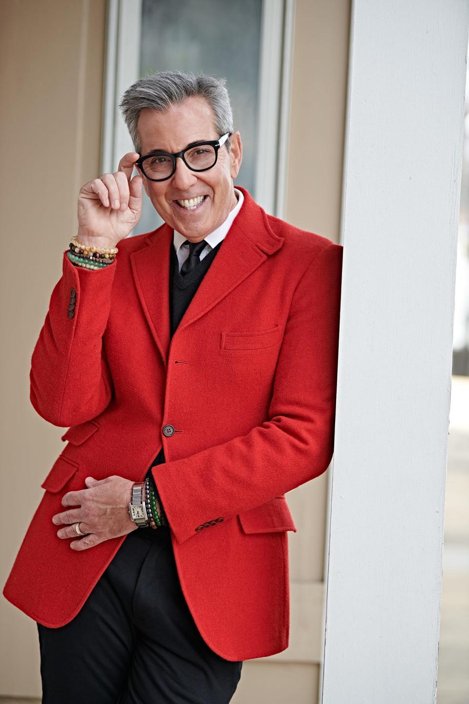 Celebrity stylist George Brescia will offer tips about color and silhouette at an April 24 fundraiser for the JFK Hyannis Museum.